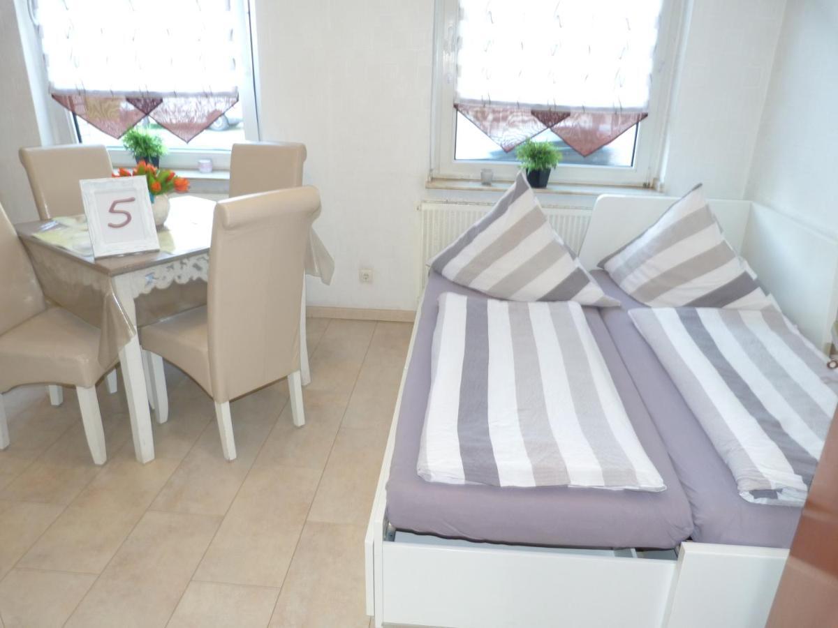 5X Balkon-Apartments Mit Kueche 40-65Qm Ruhrgebietferienwohnung Dobry-Fuchs Oberhausen  Exteriér fotografie